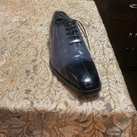 Size 12 Belvedere gray heel skin with a black tip - Picture 4 of 4